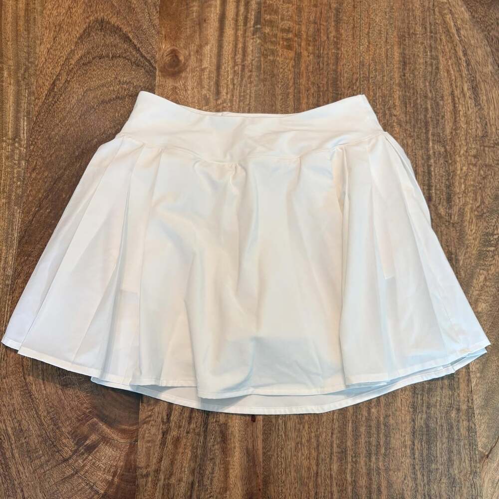 Lululemon Skort Womens 2 White Pleated Tennis Athletic Lined Stretch Shorts - Picture 1 of 8